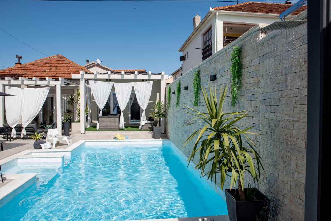 Ferienwohnung Tyra Delux Zadar Exterior foto