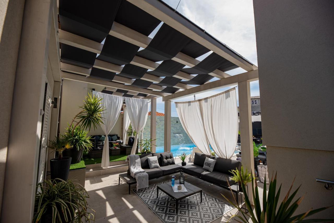 Ferienwohnung Tyra Delux Zadar Exterior foto