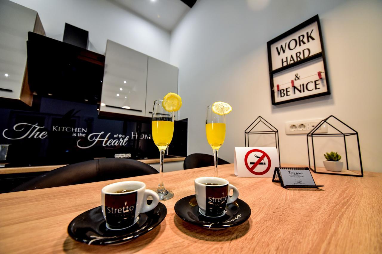 Ferienwohnung Tyra Delux Zadar Exterior foto
